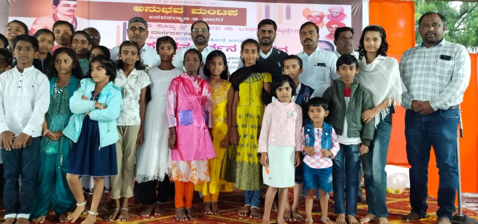 ವಚನ ಸಾಹಿತ್ಯದಂತಹ ದೊಡ್ಡ ಸಂಪತ್ತು ಮತ್ತೊಂದಿಲ್ಲ : ಶಿವಕುಮಾರ ಘಾಟೆ